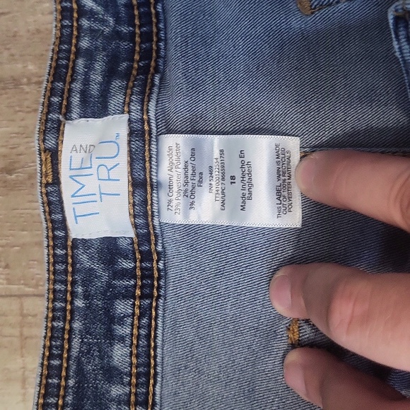 Time & Tru Acid Wash Utility Jeans Size 18 - Picture 4 of 5